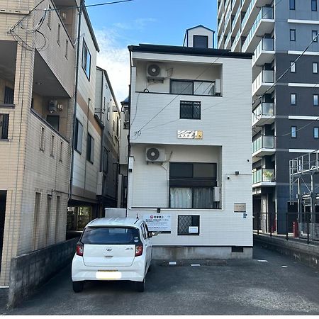 エスポアール201 Aparthotel Kumamoto Exteriör bild