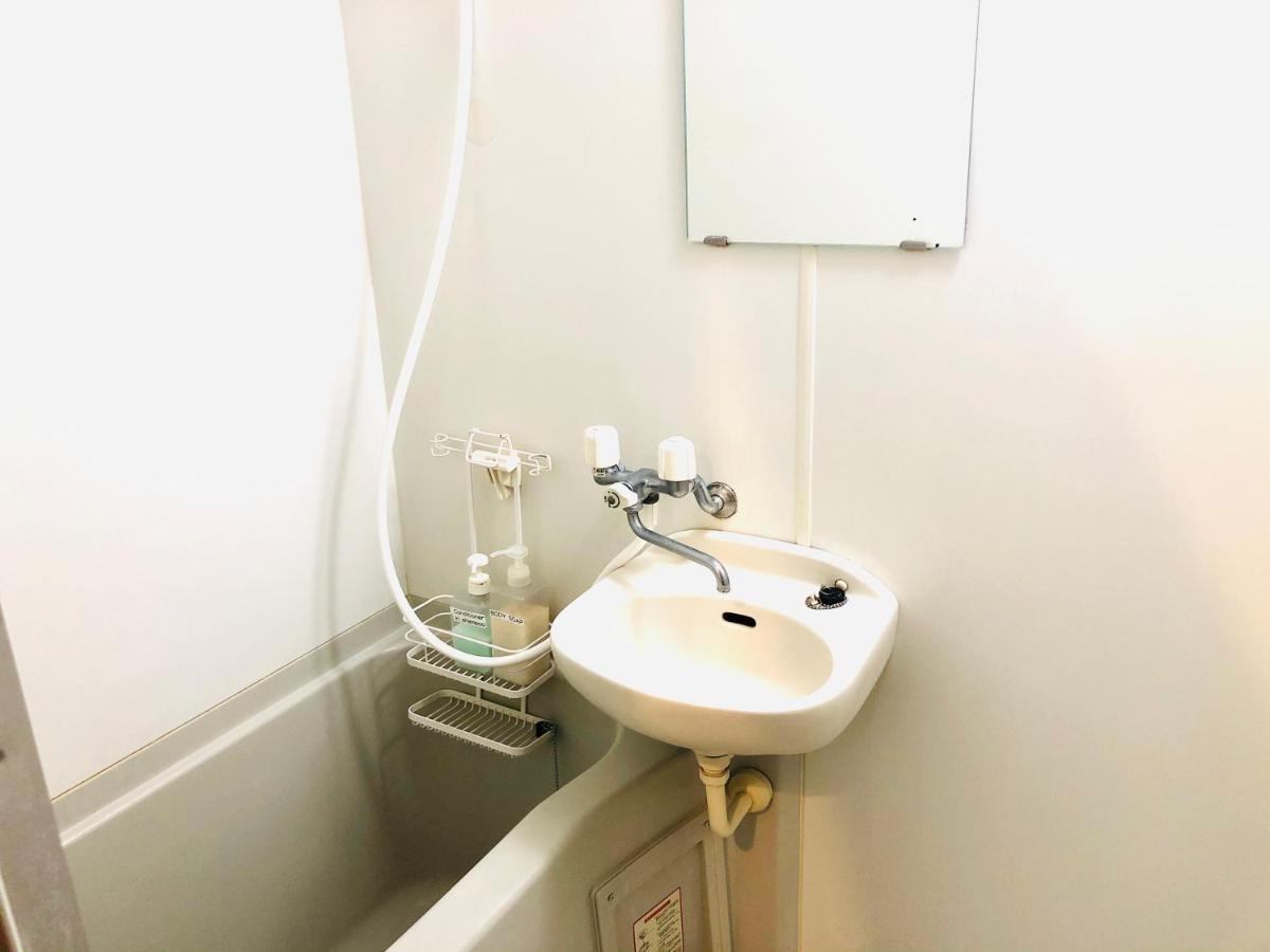 エスポアール201 Aparthotel Kumamoto Exteriör bild